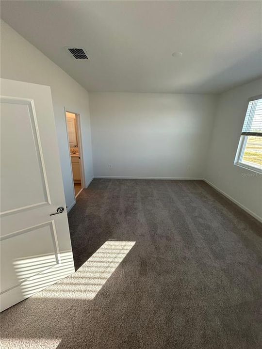 En Renta: $3,200 (4 camas, 3 baños, 2030 Pies cuadrados)