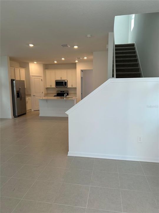 En Renta: $3,200 (4 camas, 3 baños, 2030 Pies cuadrados)