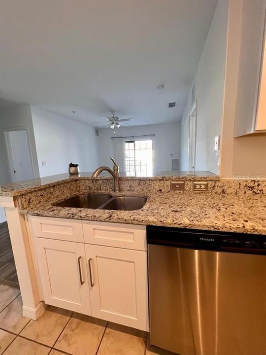 En Renta: $1,780 (2 camas, 2 baños, 1054 Pies cuadrados)