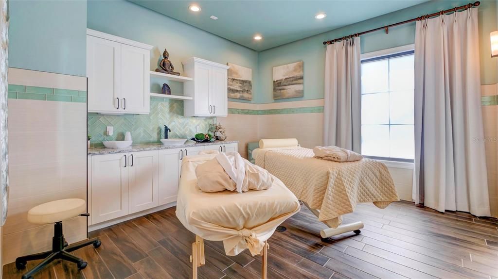 На продажу: $398,000 (2 спален, 2 ванн, 1582 Квадратных фут)