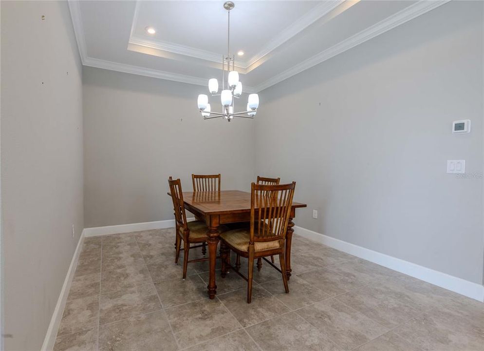 На продажу: $398,000 (2 спален, 2 ванн, 1582 Квадратных фут)