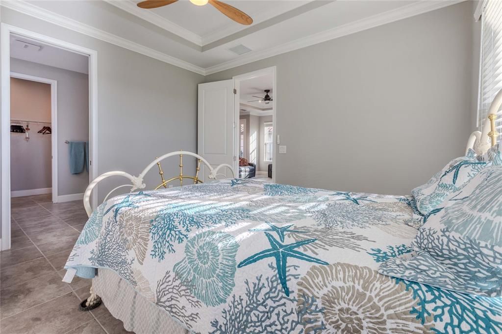 На продажу: $398,000 (2 спален, 2 ванн, 1582 Квадратных фут)