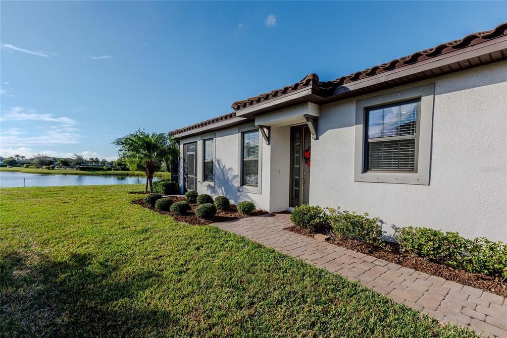 На продажу: $398,000 (2 спален, 2 ванн, 1582 Квадратных фут)