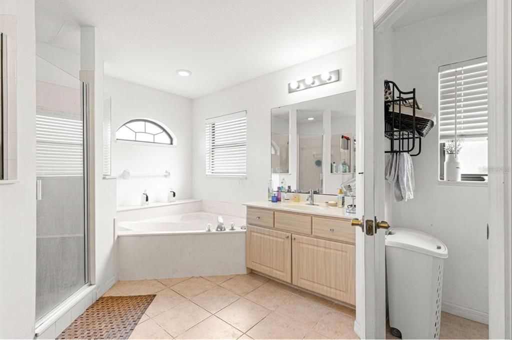 For Sale: $310,000 (3 beds, 2 baths, 2062 Square Feet)