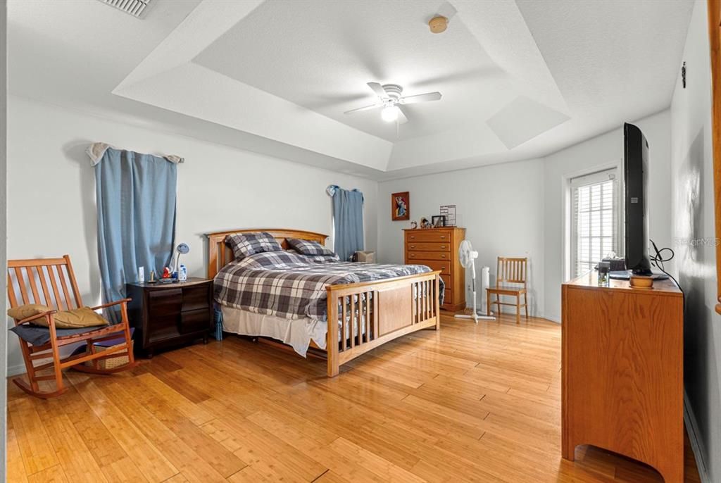 For Sale: $310,000 (3 beds, 2 baths, 2062 Square Feet)