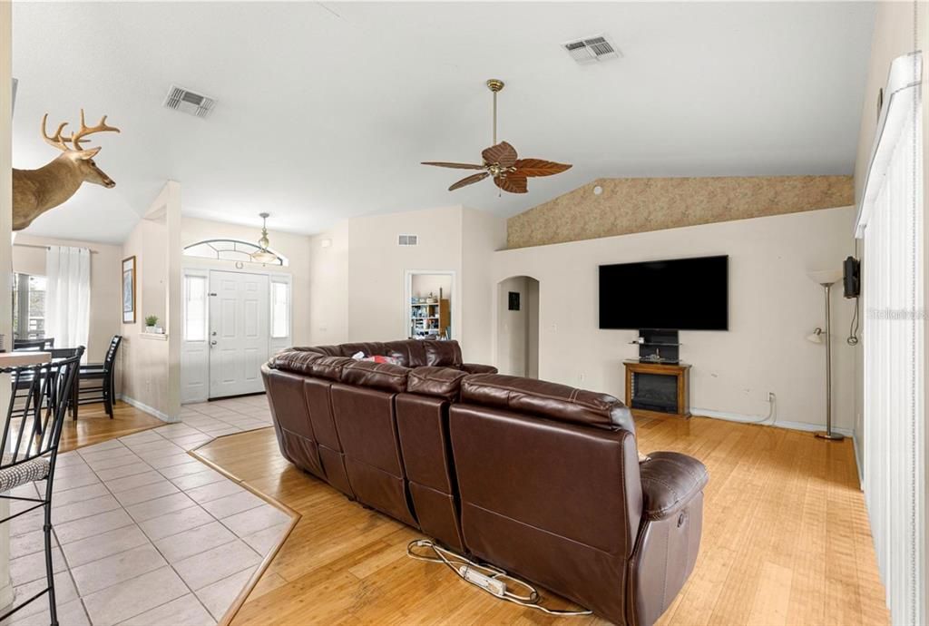 For Sale: $310,000 (3 beds, 2 baths, 2062 Square Feet)