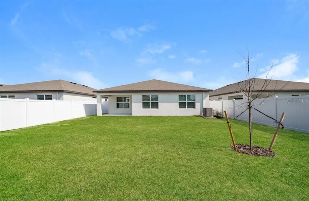 En Renta: $1,875 (3 camas, 2 baños, 1662 Pies cuadrados)