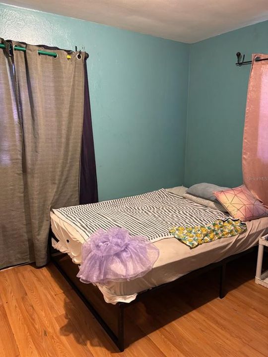 待售: $225,900 (3 贝兹, 2 浴室, 1190 平方英尺)