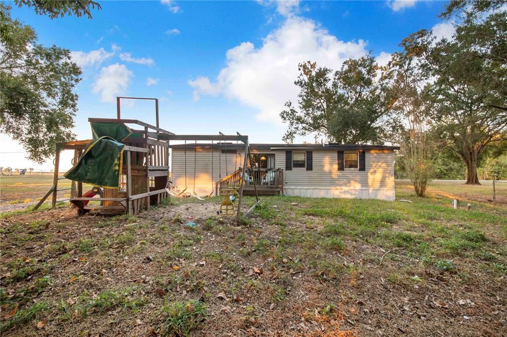 For Sale: $169,000 (3 beds, 2 baths, 1188 Square Feet)