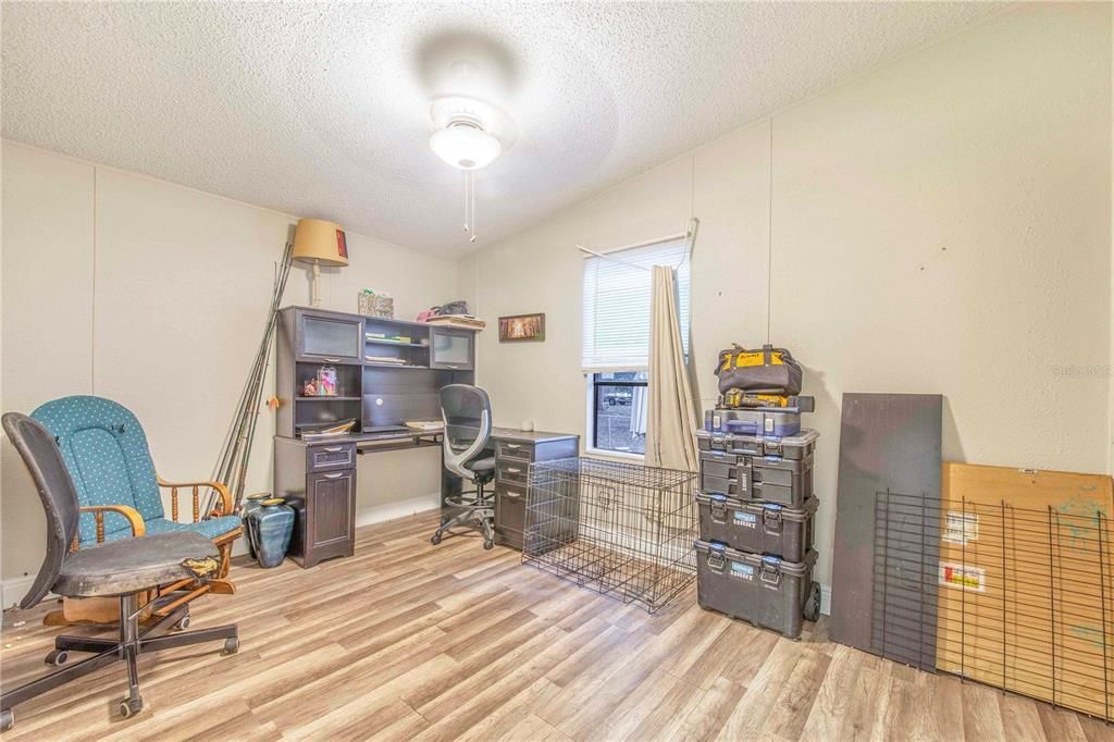 For Sale: $169,000 (3 beds, 2 baths, 1188 Square Feet)