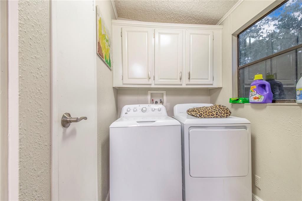 For Sale: $169,000 (3 beds, 2 baths, 1188 Square Feet)