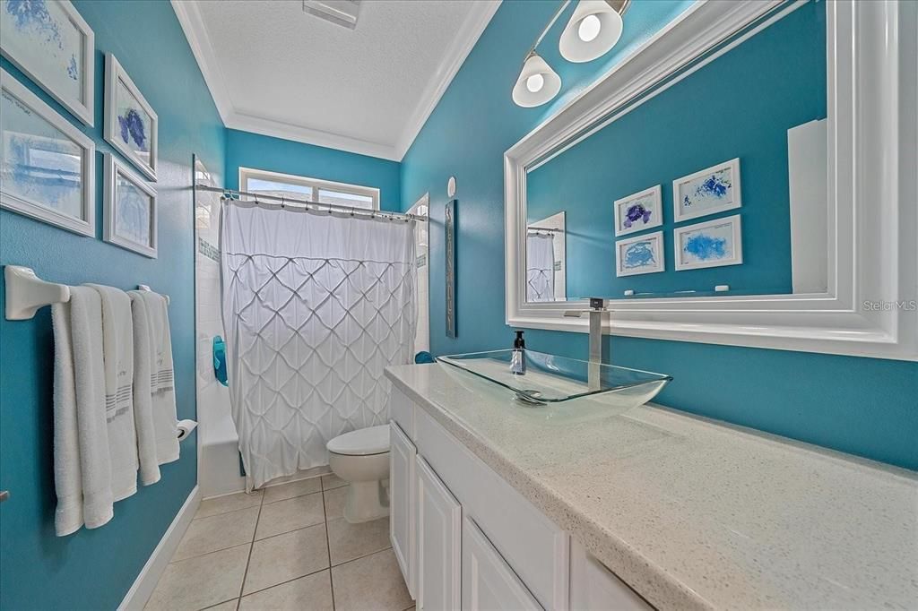 出租: $3,400 (3 贝兹, 2 浴室, 2015 平方英尺)