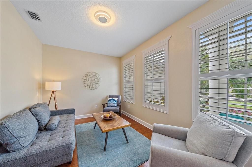 出租: $3,400 (3 贝兹, 2 浴室, 2015 平方英尺)