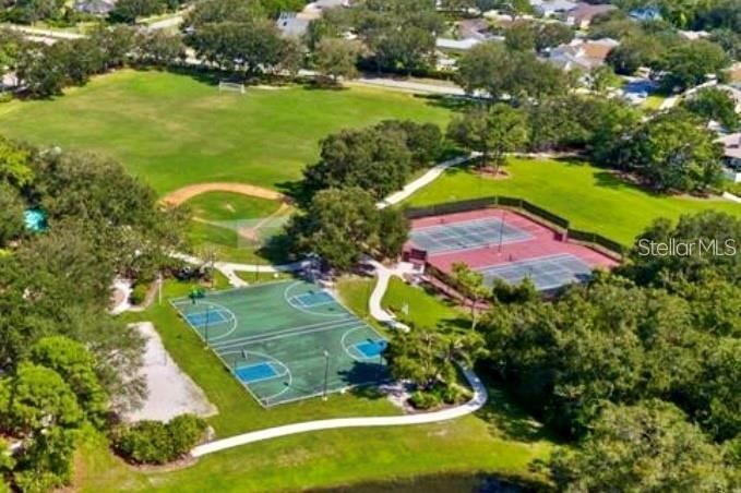 出租: $3,400 (3 贝兹, 2 浴室, 2015 平方英尺)