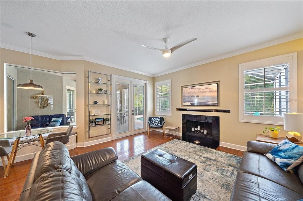 出租: $3,400 (3 贝兹, 2 浴室, 2015 平方英尺)