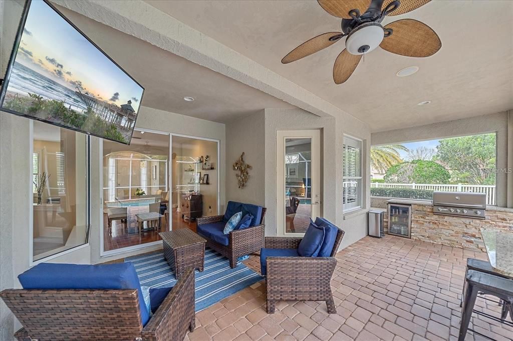 出租: $3,400 (3 贝兹, 2 浴室, 2015 平方英尺)