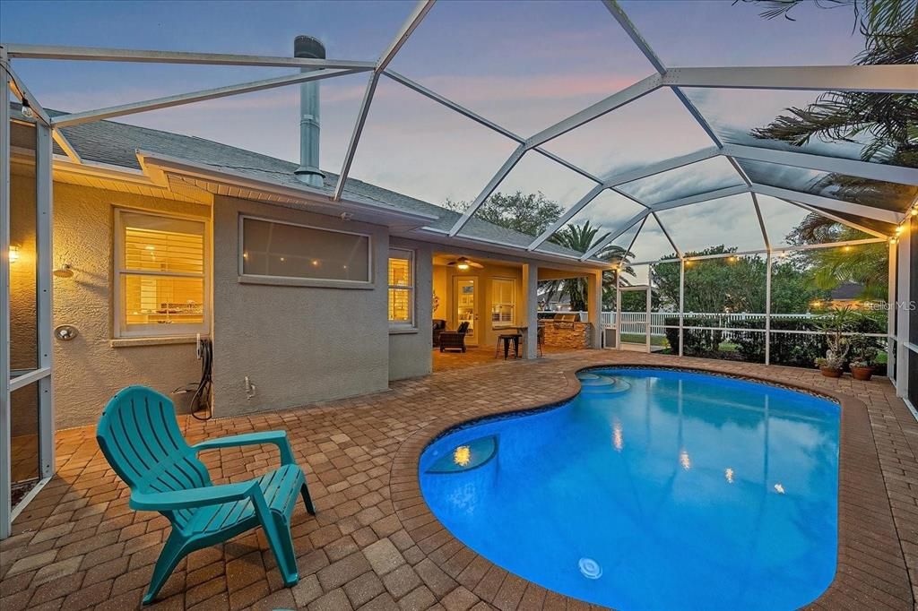 出租: $3,400 (3 贝兹, 2 浴室, 2015 平方英尺)