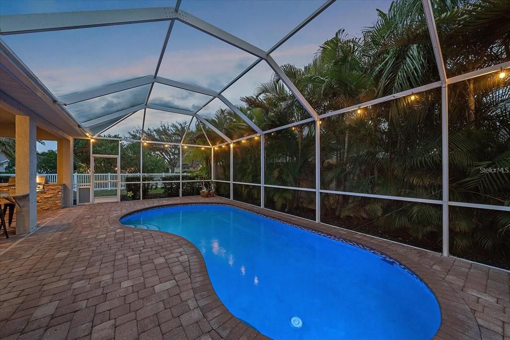 出租: $3,400 (3 贝兹, 2 浴室, 2015 平方英尺)