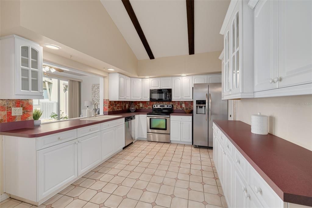 En Venta: $225,000 (2 camas, 2 baños, 1670 Pies cuadrados)