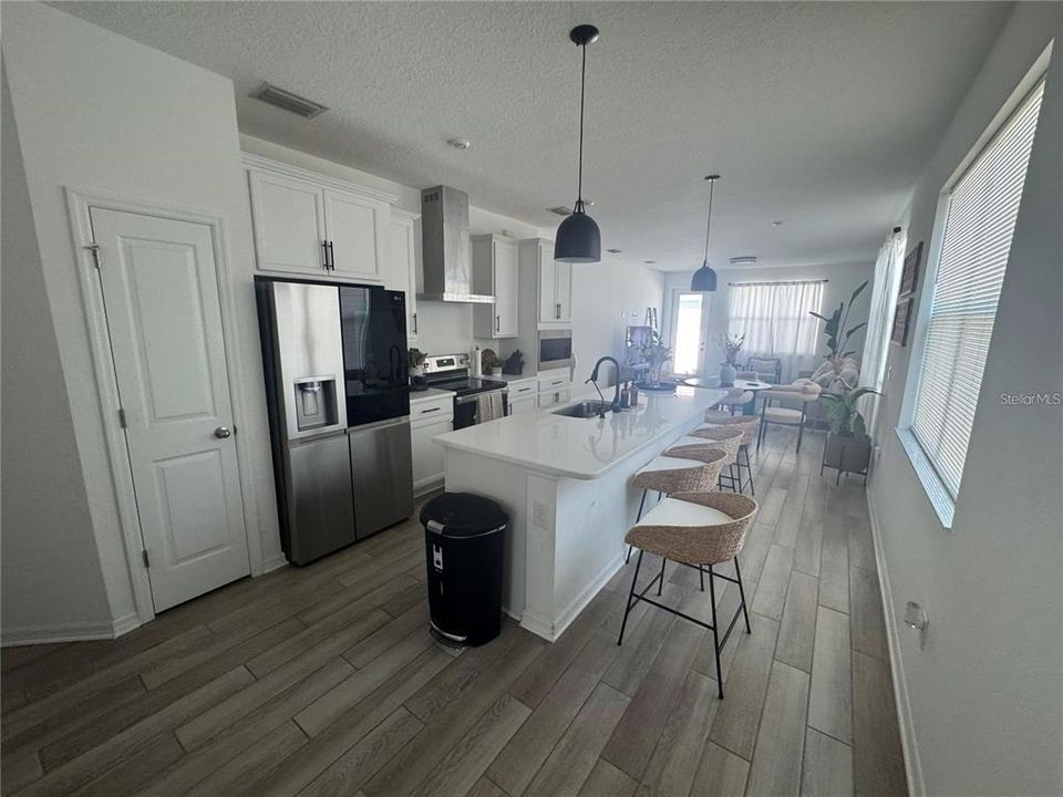 В аренду: $2,500 (3 спален, 2 ванн, 1626 Квадратных фут)