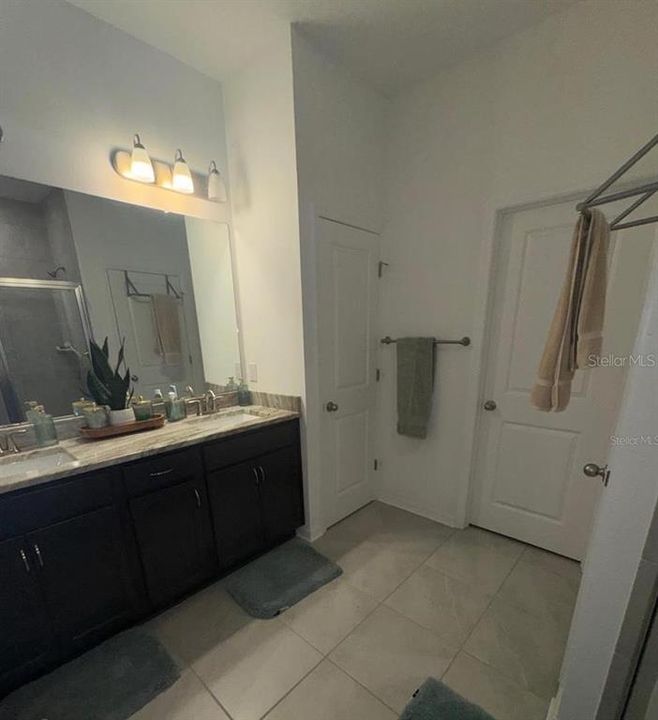 В аренду: $2,500 (3 спален, 2 ванн, 1626 Квадратных фут)