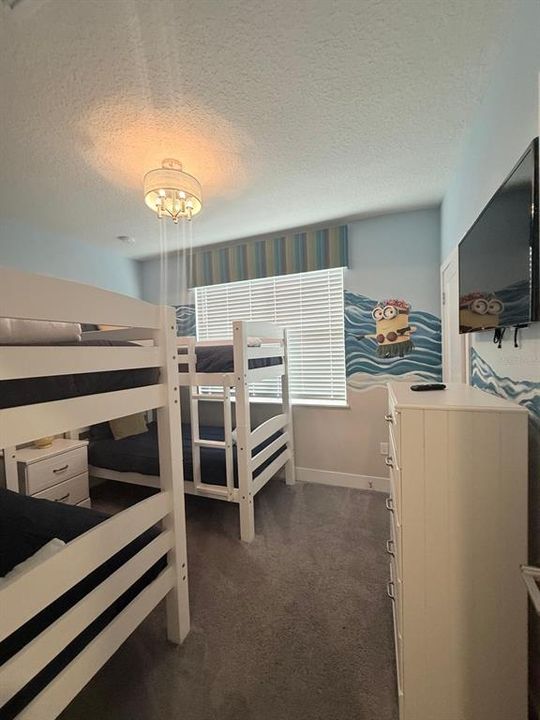 En Renta: $2,650 (4 camas, 3 baños, 1888 Pies cuadrados)