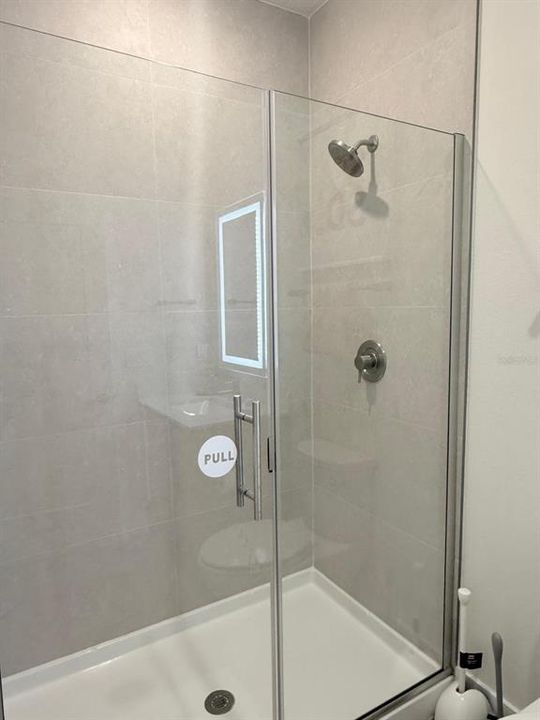 En Renta: $2,650 (4 camas, 3 baños, 1888 Pies cuadrados)