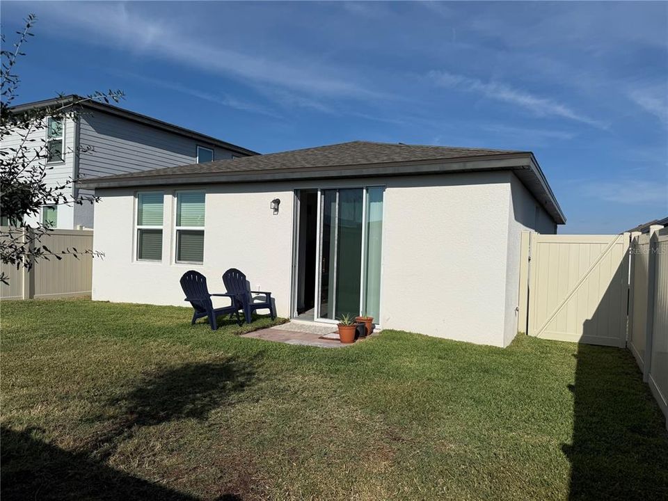 待售: $320,000 (3 贝兹, 2 浴室, 2164 平方英尺)