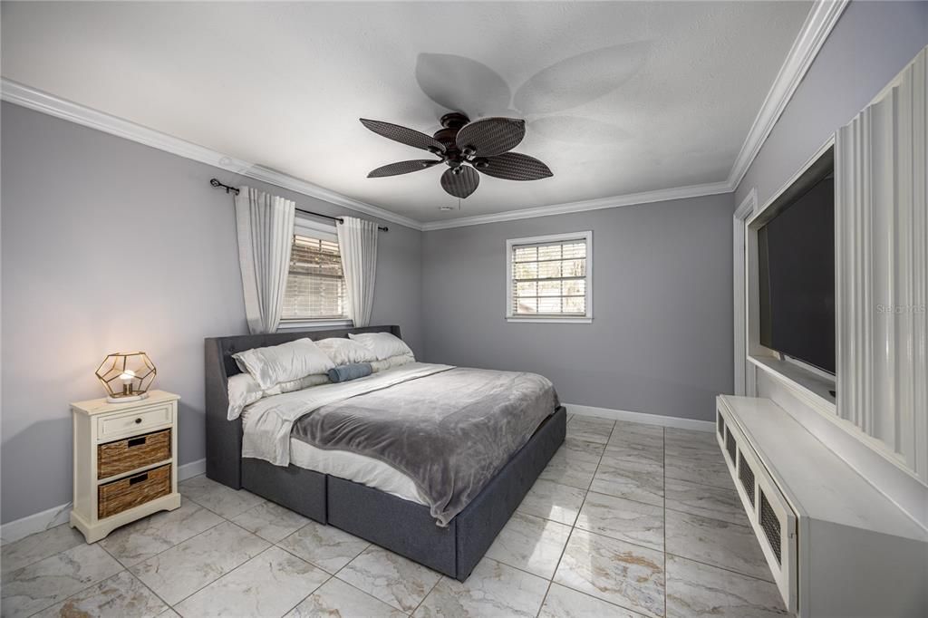 На продажу: $280,000 (3 спален, 2 ванн, 2176 Квадратных фут)