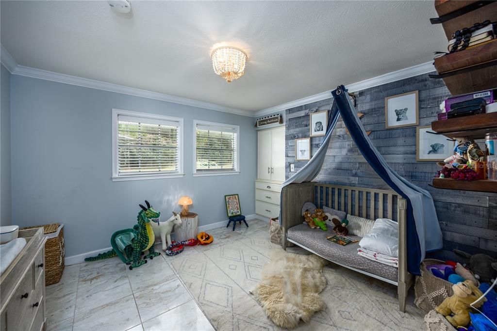 На продажу: $280,000 (3 спален, 2 ванн, 2176 Квадратных фут)