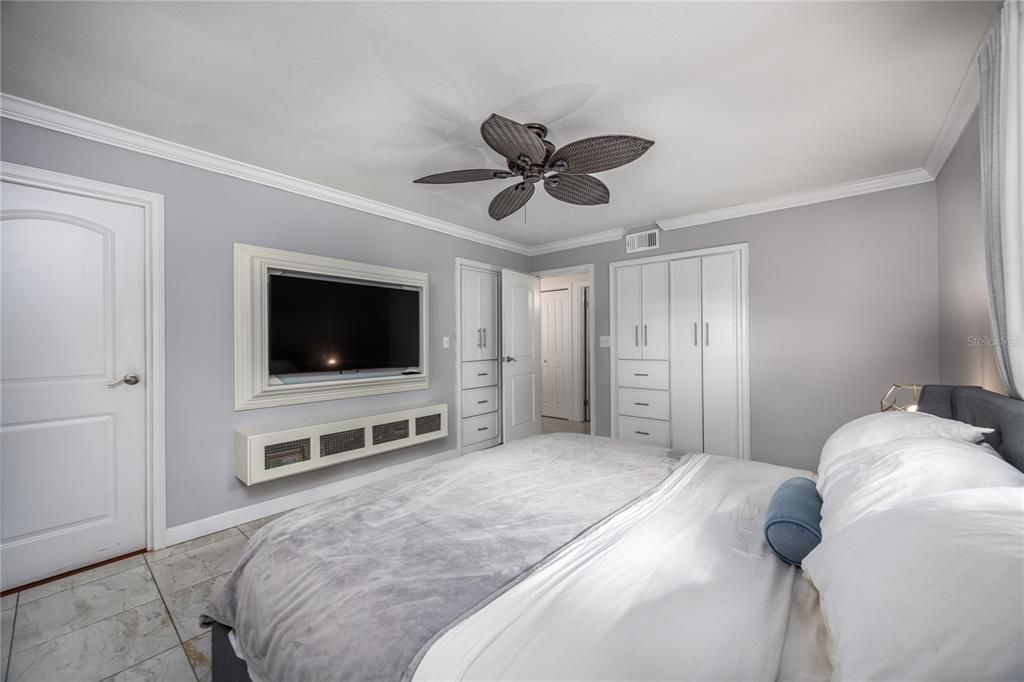 На продажу: $280,000 (3 спален, 2 ванн, 2176 Квадратных фут)