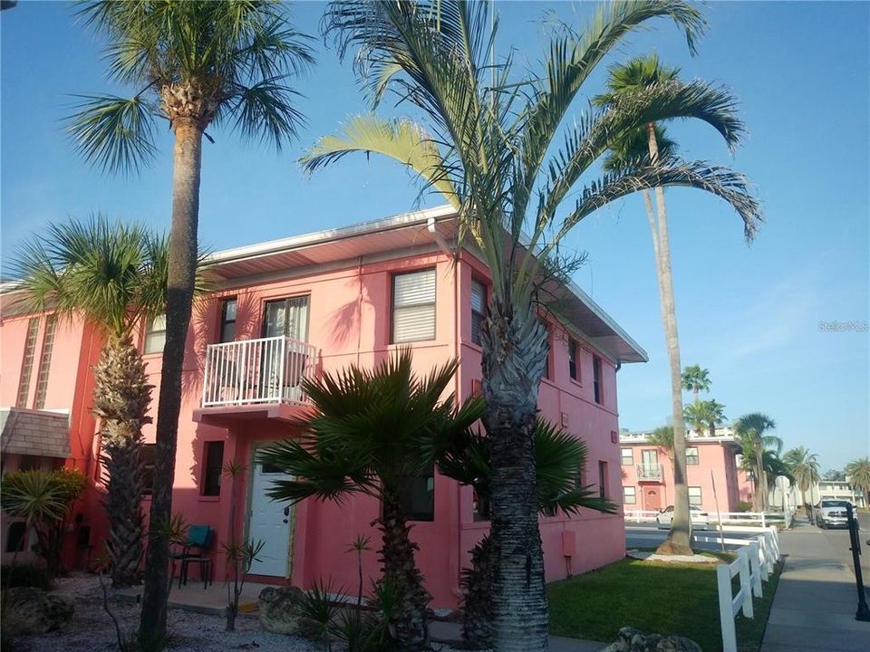 En Venta: $419,000 (2 camas, 1 baños, 780 Pies cuadrados)