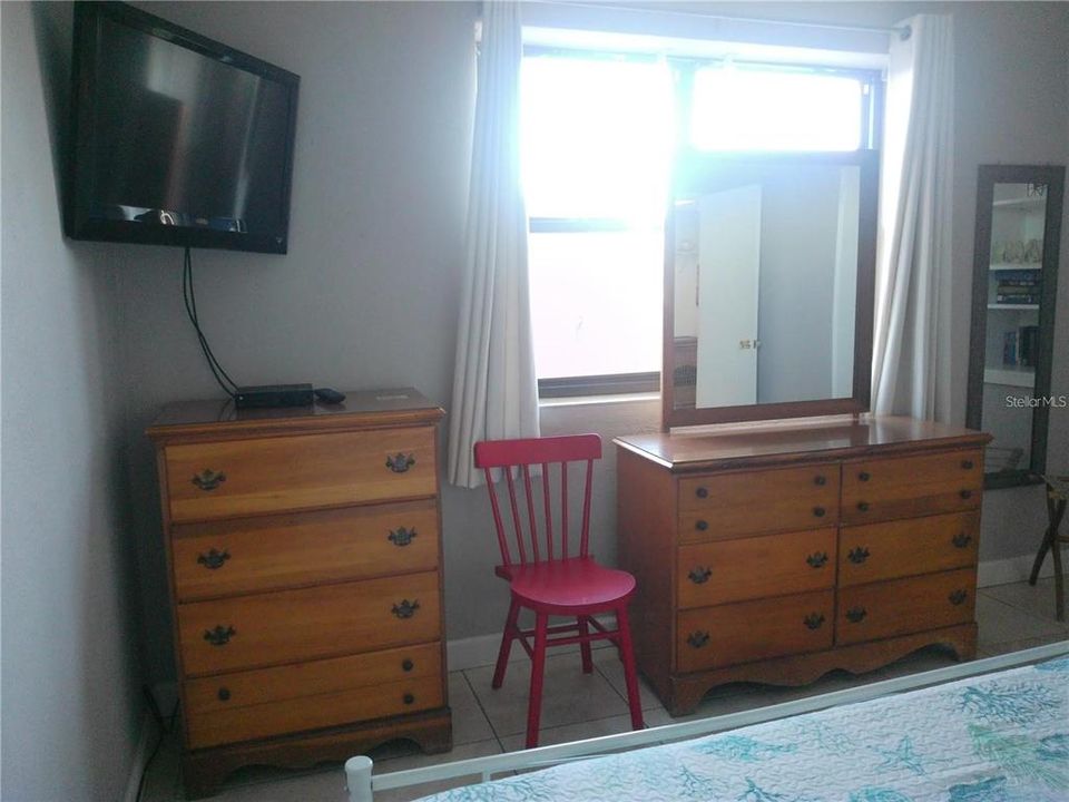 En Venta: $419,000 (2 camas, 1 baños, 780 Pies cuadrados)