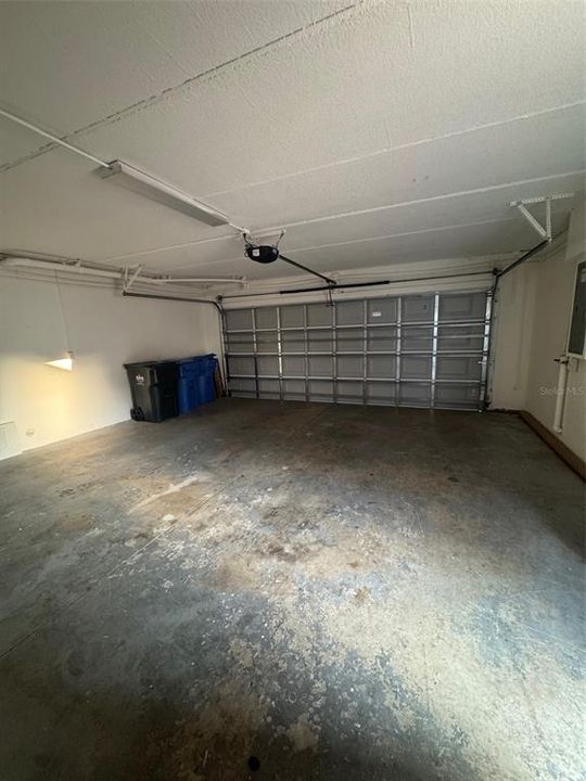 En Venta: $160,000 (3 camas, 3 baños, 1633 Pies cuadrados)