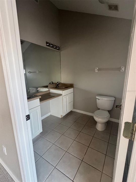 En Venta: $160,000 (3 camas, 3 baños, 1633 Pies cuadrados)