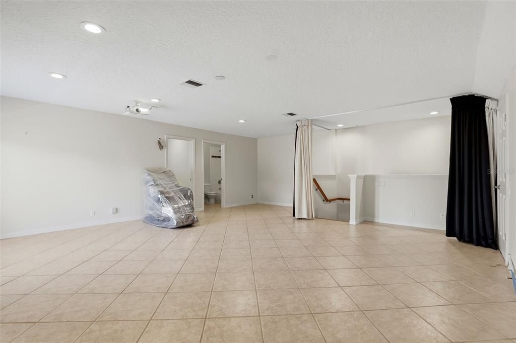 En Venta: $1,250,000 (4 camas, 5 baños, 3736 Pies cuadrados)