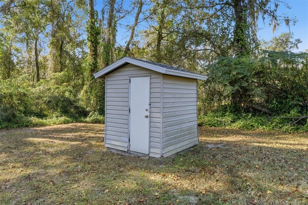 For Sale: $349,900 (3 beds, 2 baths, 1640 Square Feet)