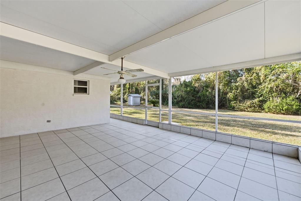 For Sale: $349,900 (3 beds, 2 baths, 1640 Square Feet)