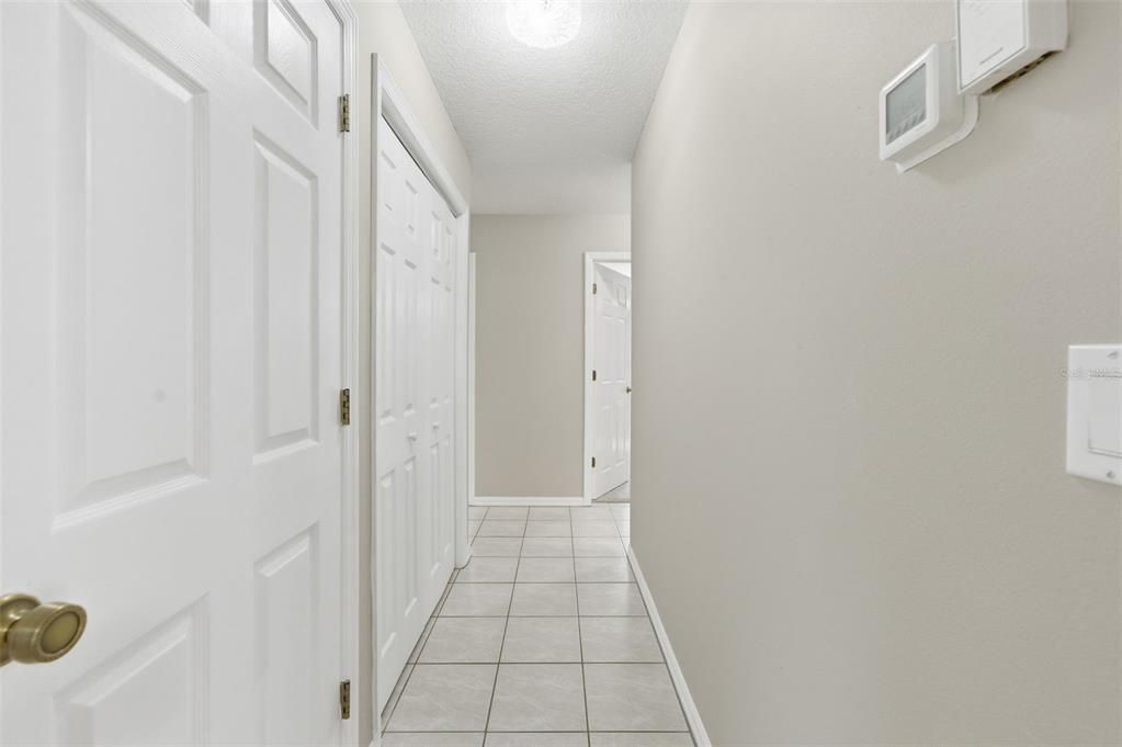 For Sale: $349,900 (3 beds, 2 baths, 1640 Square Feet)