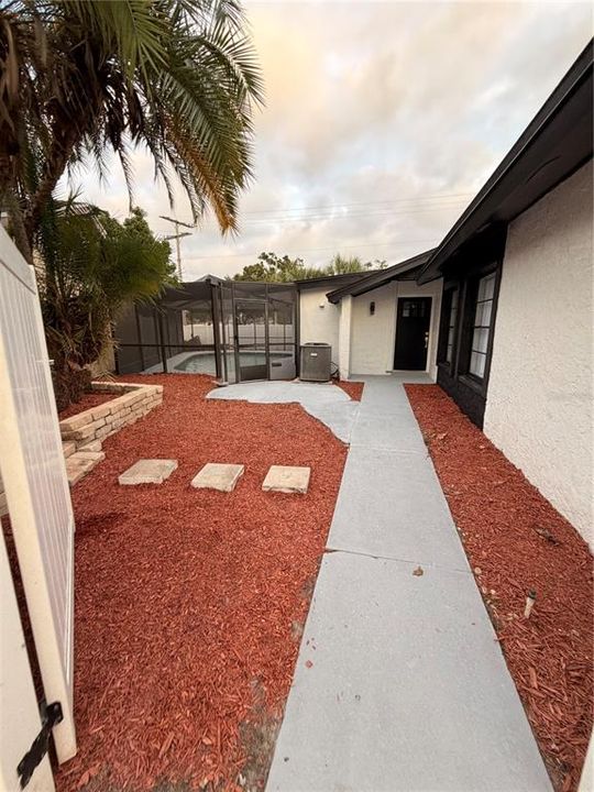 En Venta: $498,500 (5 camas, 3 baños, 2054 Pies cuadrados)