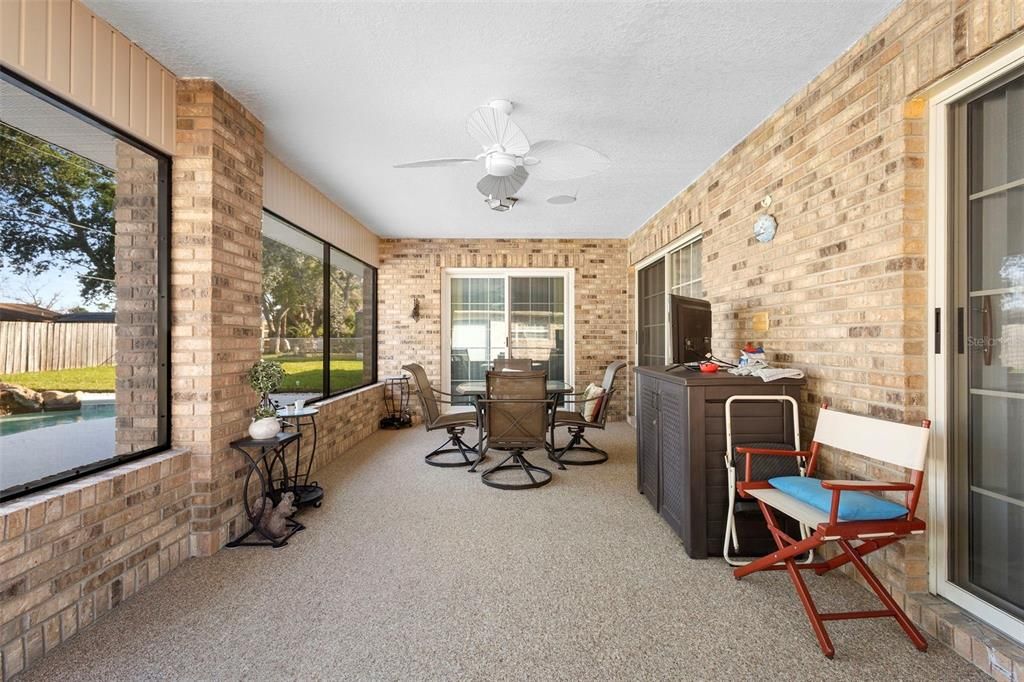 На продажу: $400,000 (3 спален, 2 ванн, 1911 Квадратных фут)