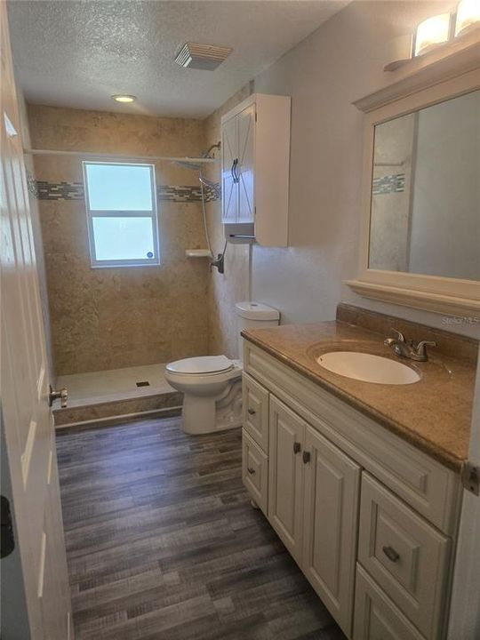 For Sale: $550,000 (3 beds, 3 baths, 2282 Square Feet)