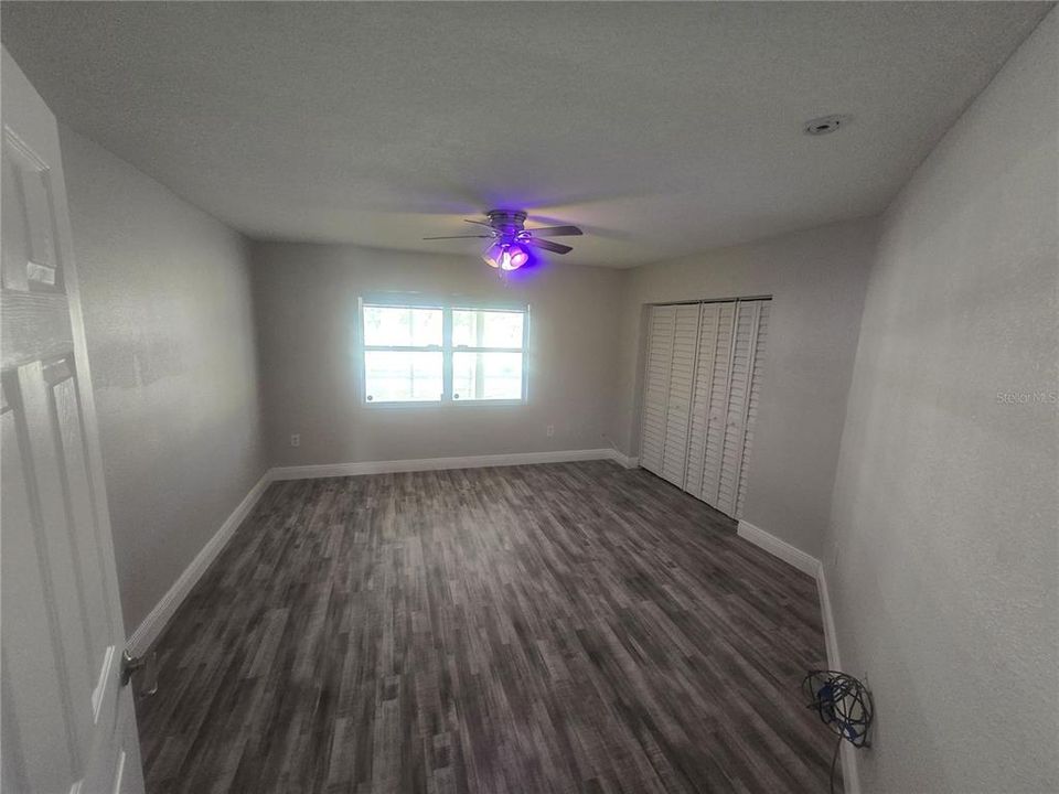 For Sale: $550,000 (3 beds, 3 baths, 2282 Square Feet)