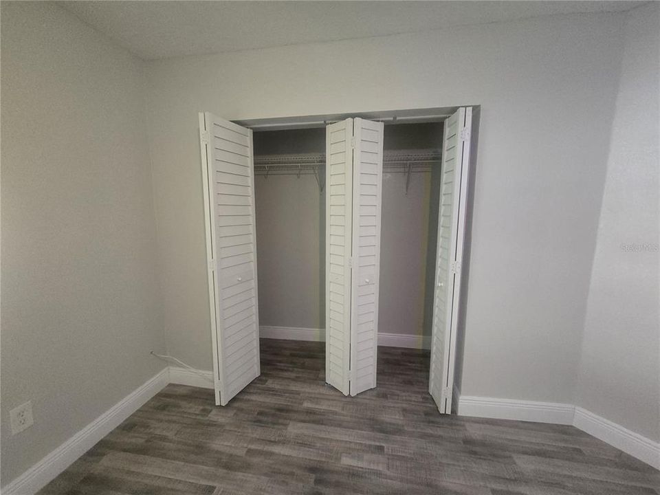 For Sale: $550,000 (3 beds, 3 baths, 2282 Square Feet)