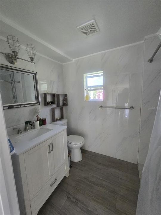 For Sale: $550,000 (3 beds, 3 baths, 2282 Square Feet)