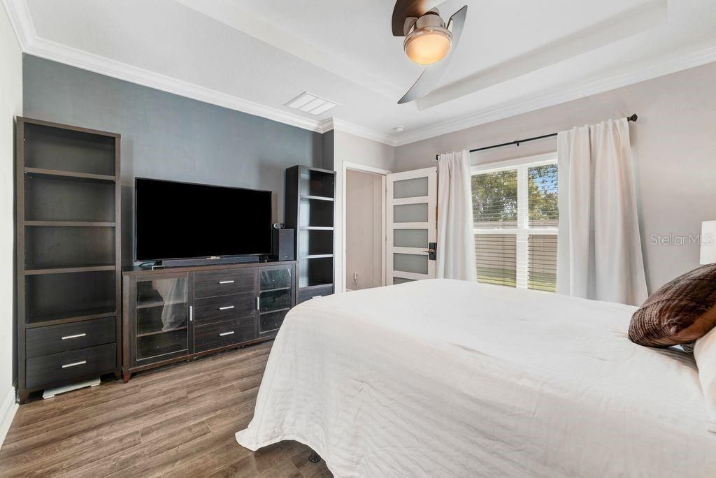 For Sale: $369,900 (3 beds, 2 baths, 1695 Square Feet)