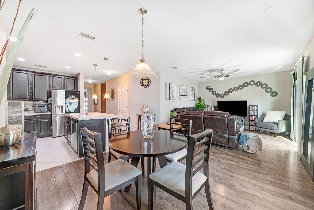 For Sale: $369,900 (3 beds, 2 baths, 1695 Square Feet)