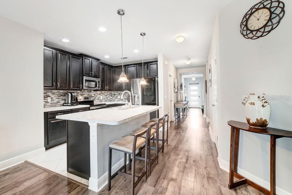 For Sale: $369,900 (3 beds, 2 baths, 1695 Square Feet)