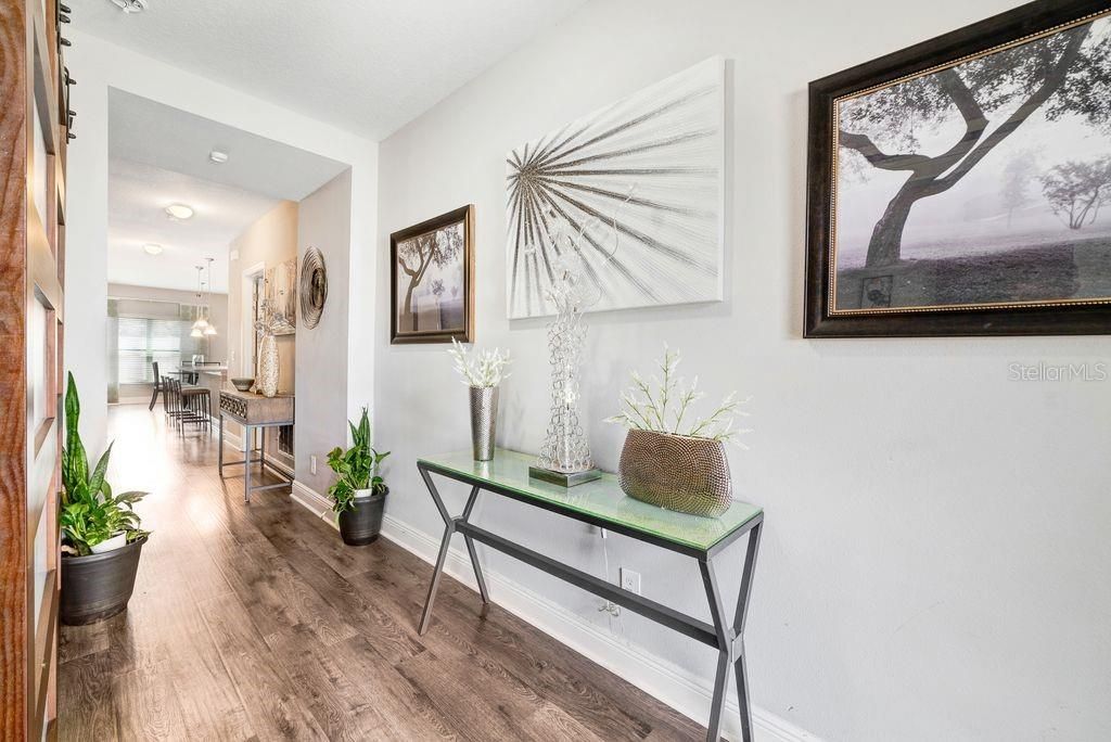 For Sale: $369,900 (3 beds, 2 baths, 1695 Square Feet)