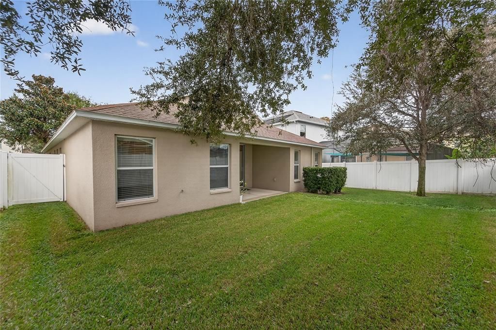 出租: $2,500 (4 贝兹, 2 浴室, 2070 平方英尺)